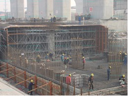 “承插型盤扣式鋼管支架----因為專，所以自信！”